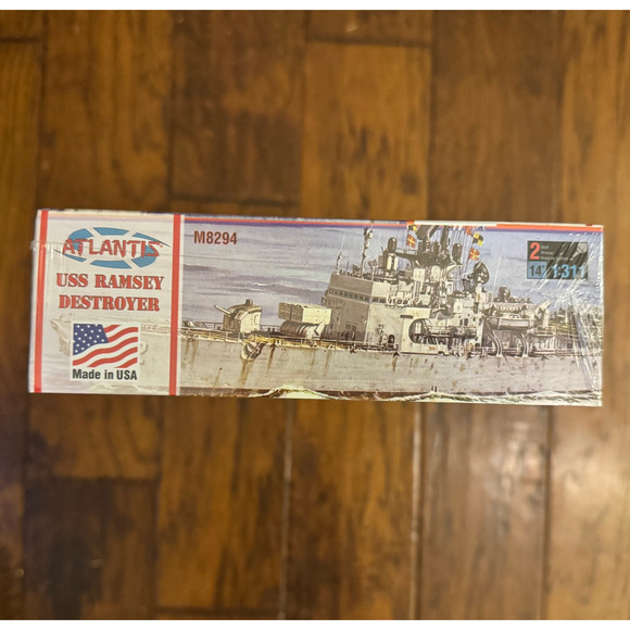 ATLANTIS M8294 USS RAMSEY DEG-2 GUIDED MISSLE DESTROYER MODEL KIT-NIB-1:311 - Picture 8 of 9